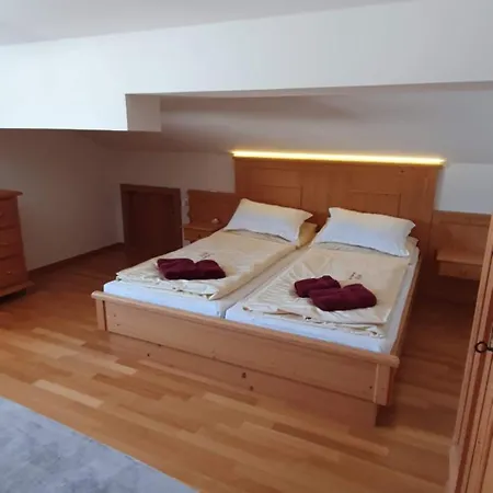 Haus Johanneshof 1604 レッヒ